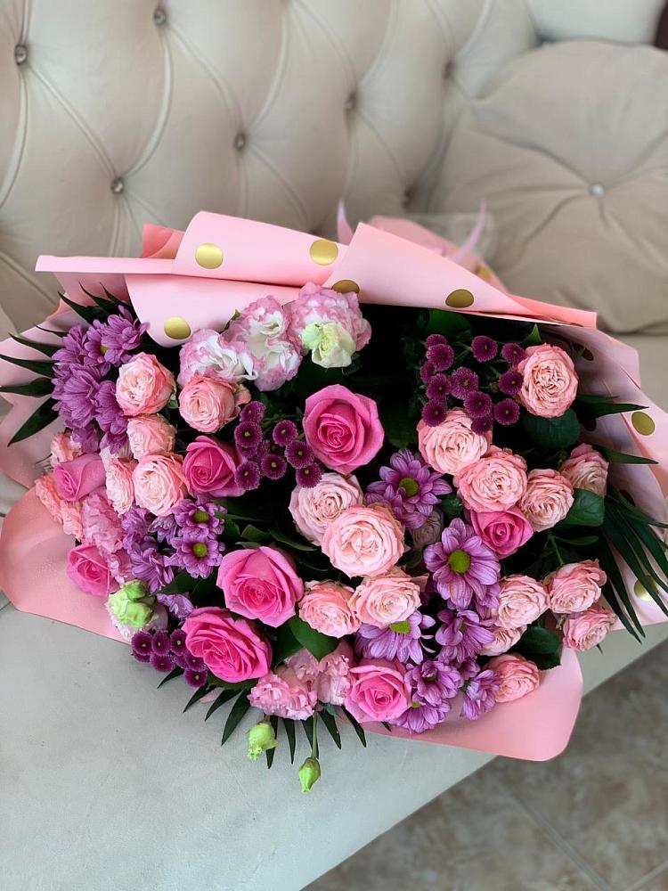 Букет цветов из: Хризантемы, Розы и Лизиантусы в Балахоновском