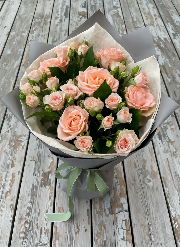 Букет цветов из: Розы в Балахоновском