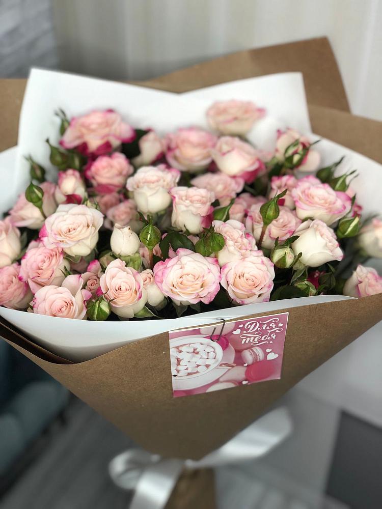 Букет цветов из: Розы в Балахоновском