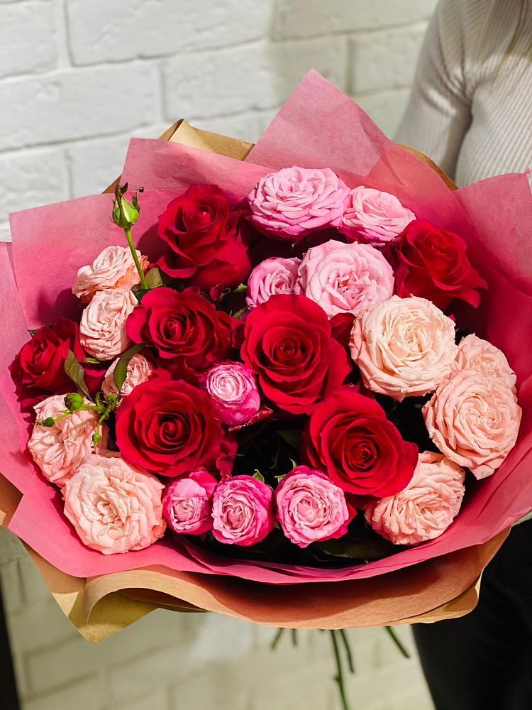 Букет цветов из: Розы в Балахоновском