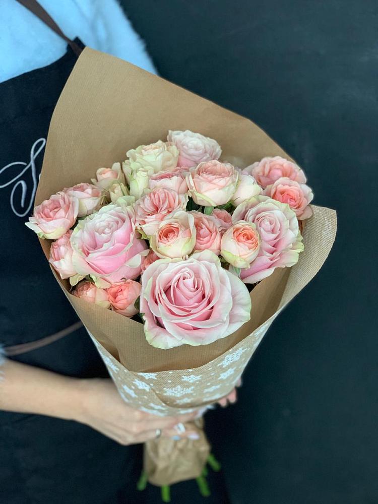 Букет цветов из: Хризантемы и Розы в Балахоновском