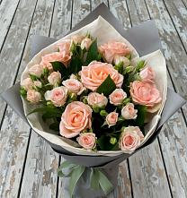 Букет цветов из:  Розы в Балахоновском