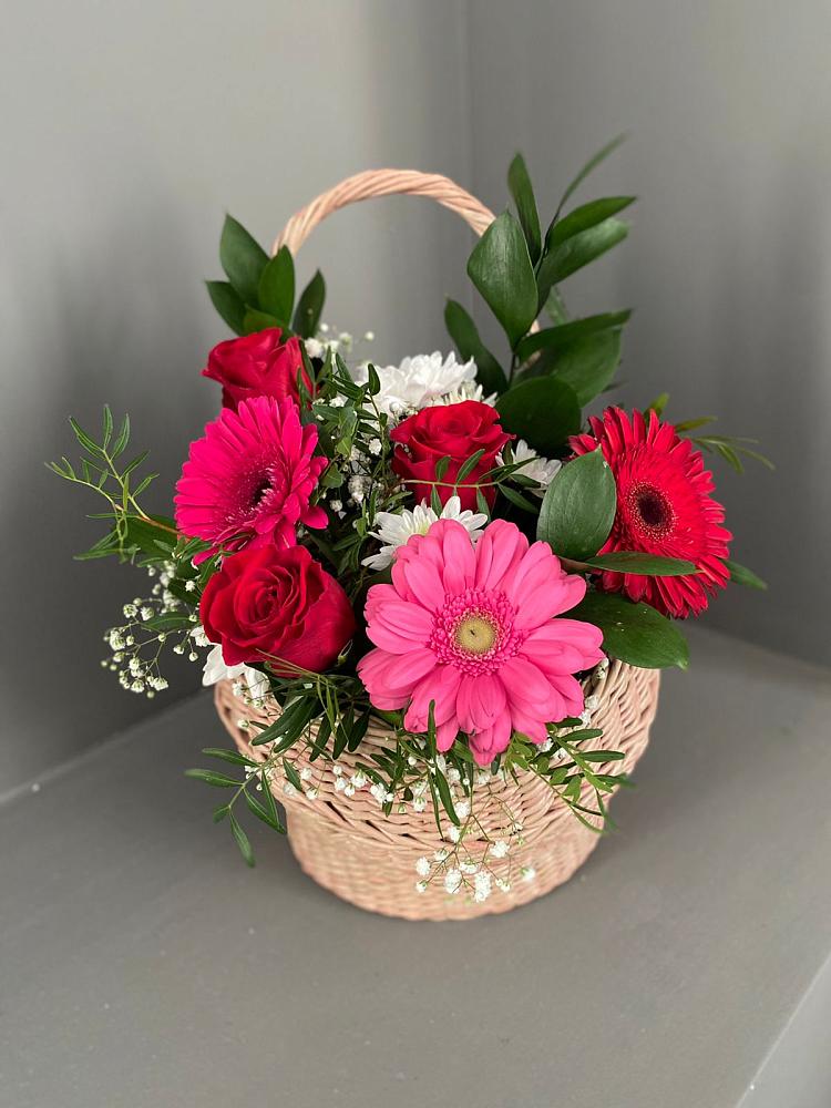 Цветочная композиция из Розы, Хризантемы и Герберы в корзине в Балахоновском